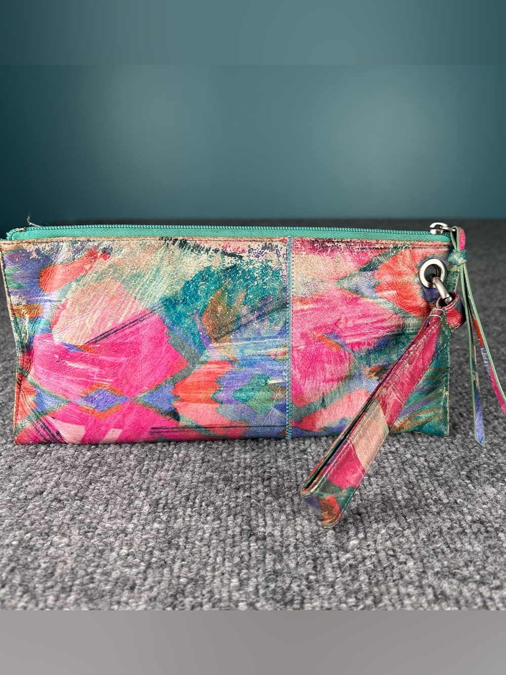 HOBO Vibrant Floral Abstract Soft Leather Zip Wristlet Clutch ~ Date Girls Night